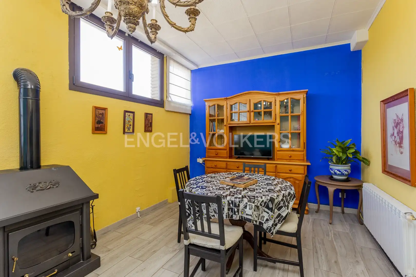 Comedor de Finca rústica en venta en Sant Quintí de Mediona con Calefacción, Jardín privado y Trastero