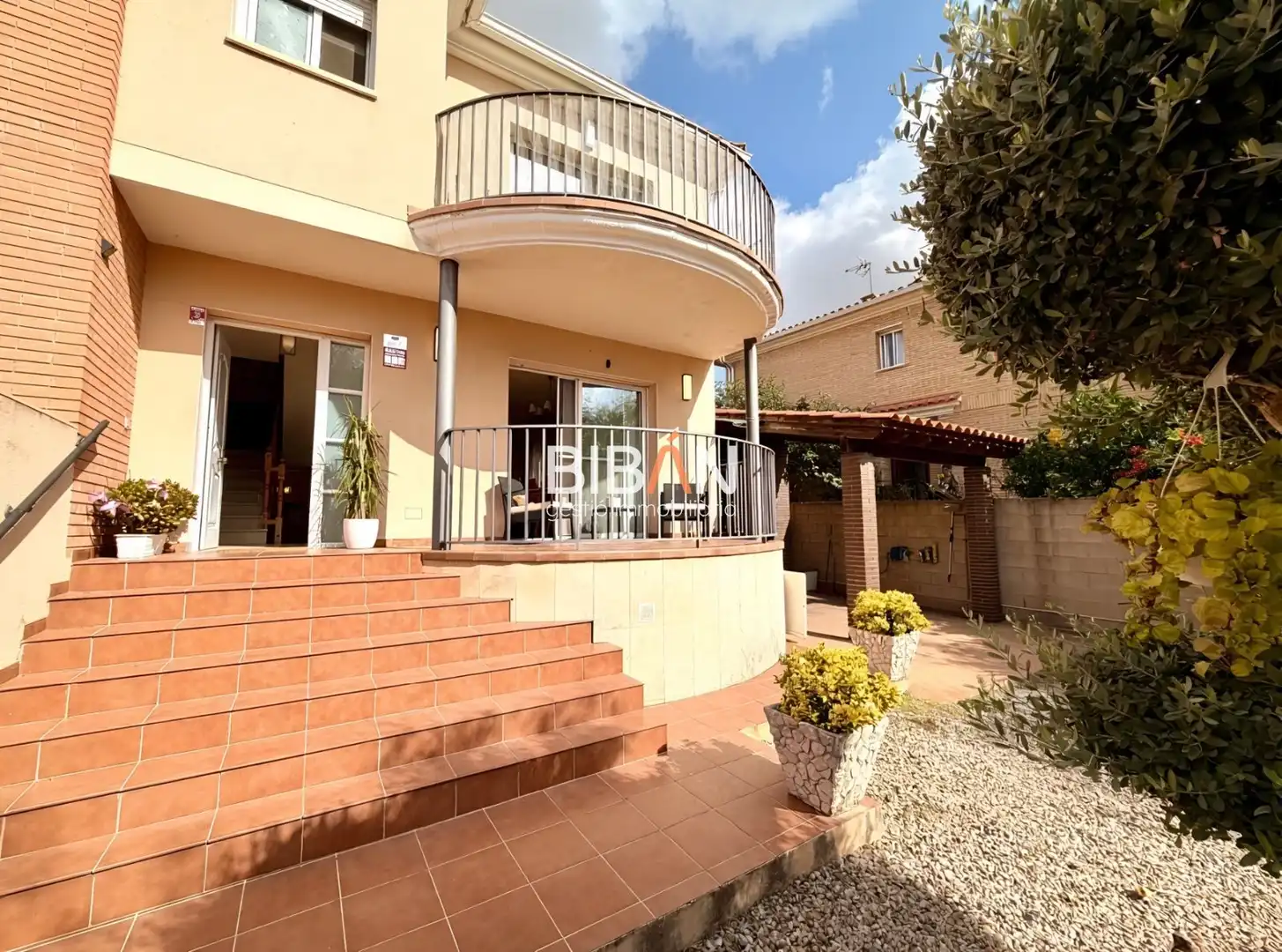 Garden of Detached homes for sale in Tarragona  with Air Conditioner, Heating and Storage room
