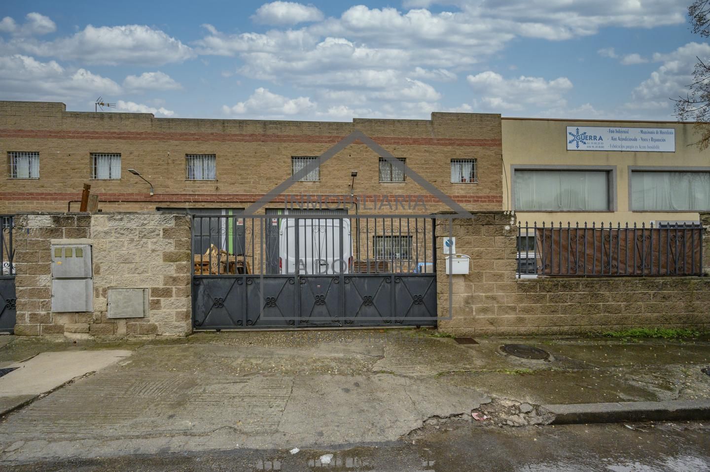 Exterior view of Industrial buildings for sale in Navalcarnero