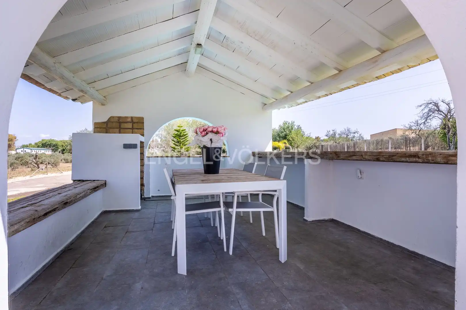 Terrasse von Country house zum Verkauf in Espartinas mit Klimaanlage, Heizung und Privatgarten