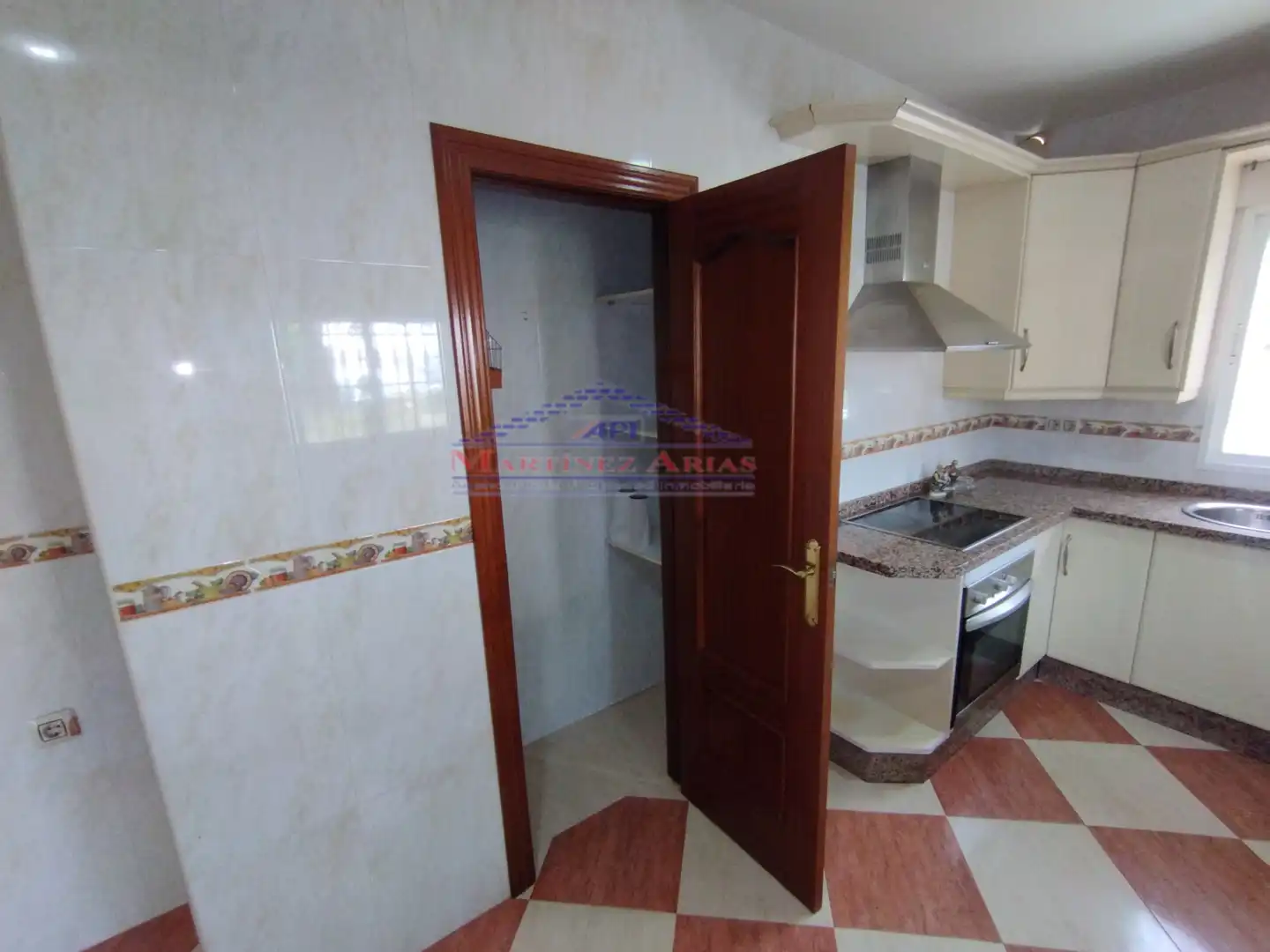 Houses for sale in Fuerte del Rey  with Private garden, Terrace and Balcony