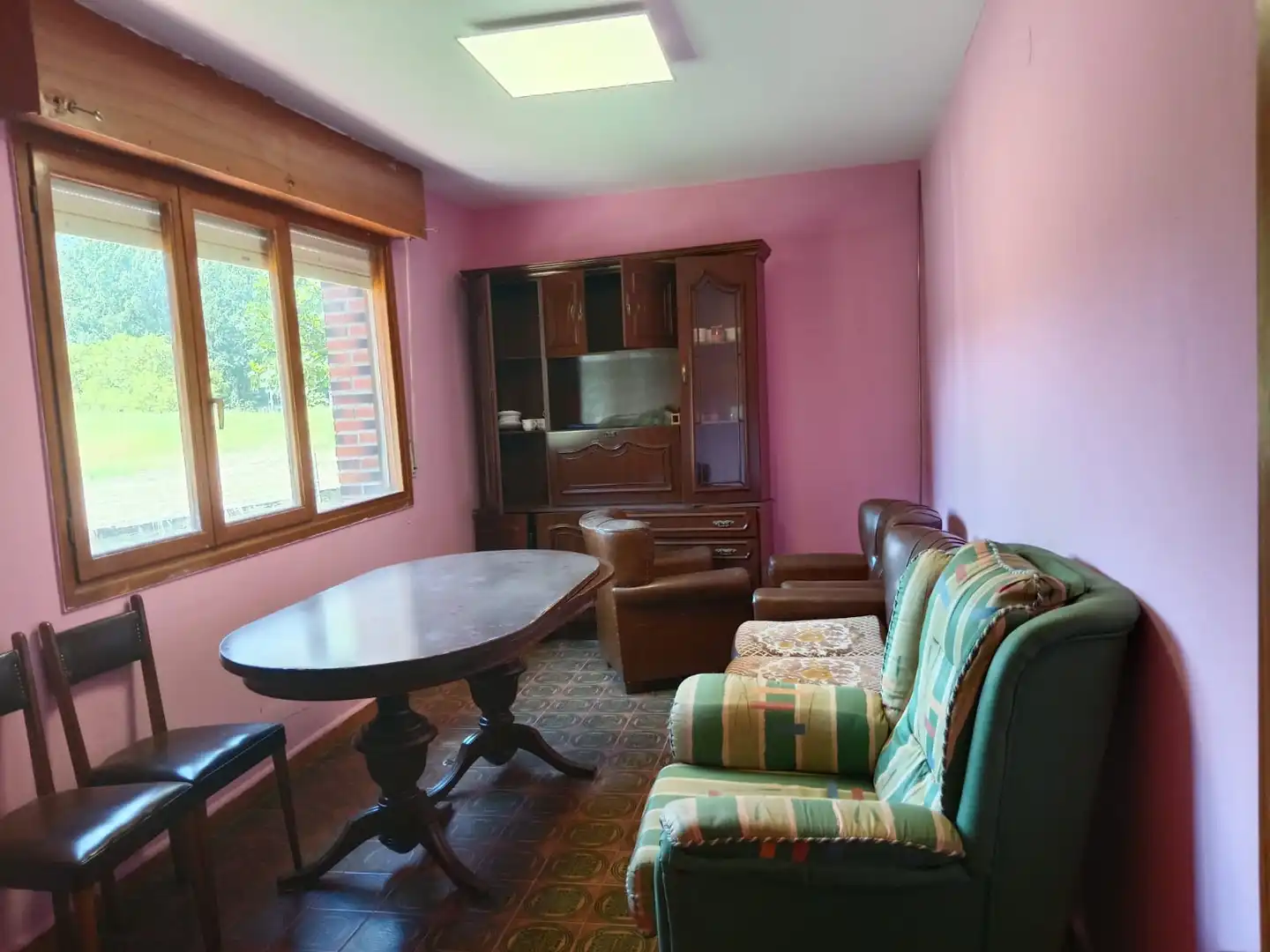 Sala d'estar de Casa o xalet en venda en Ampuero amb Jardí privat, Terrassa i Moblat