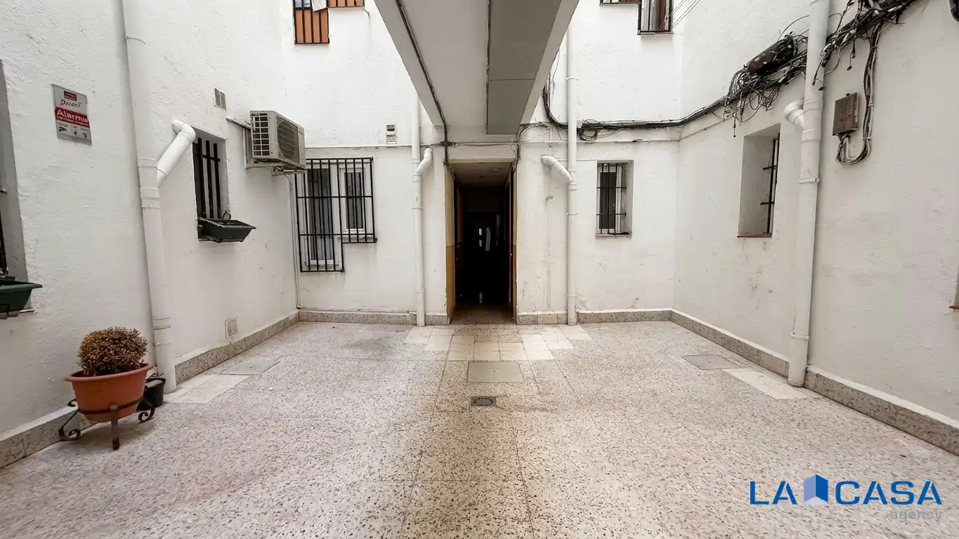 Ground floor with lift for sale in Paseo de las Delicias, imagen 18