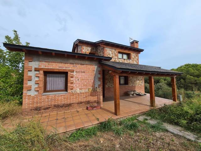 Casa-chalet en Venta en Carrer d'Eivissa en Palau-solità i Plegamans