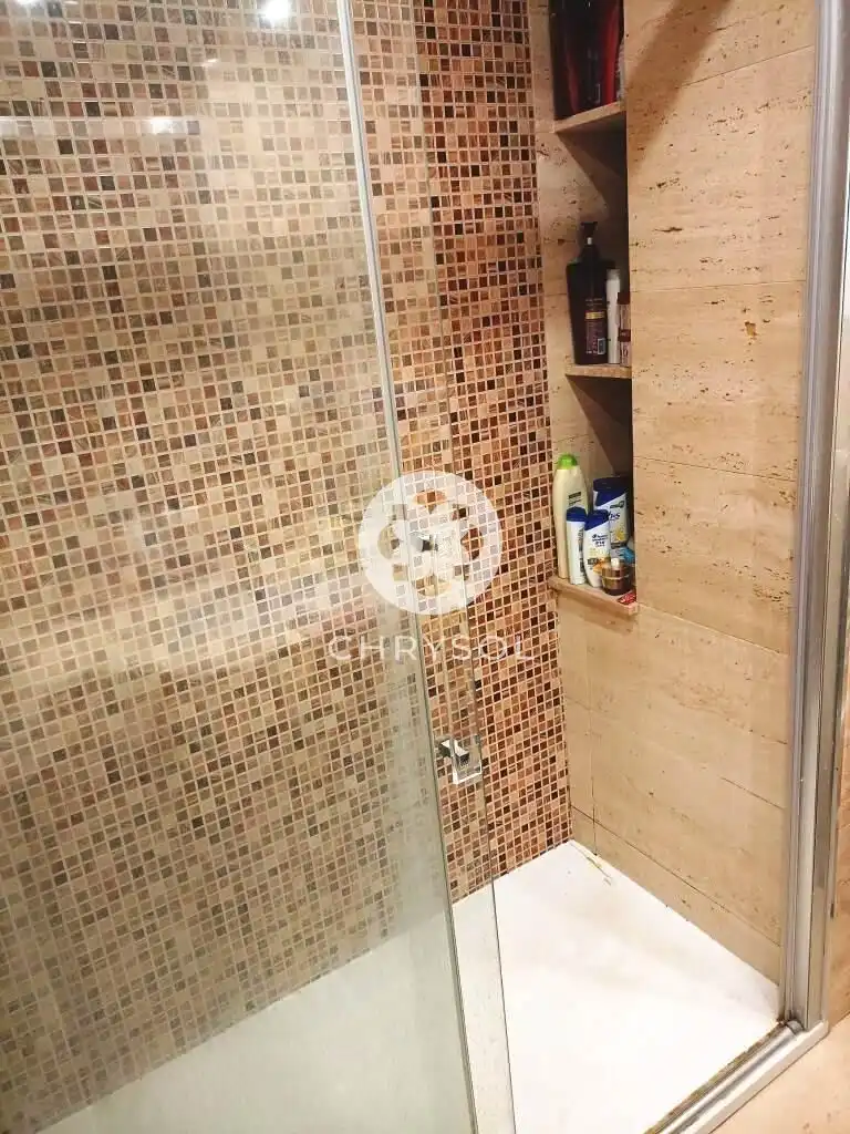 Baño de Piso en venta en Barcelona con Aire acondicionado, Calefacción y Jardín privado