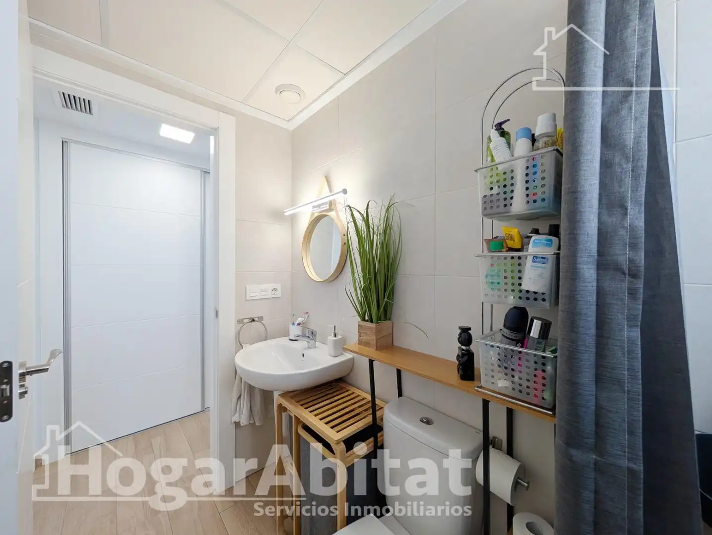 Baño de Casa adosada en venta en Santa Pola con Aire acondicionado, Calefacción y Terraza