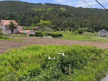 Terrenys i solars en venda a Laxe