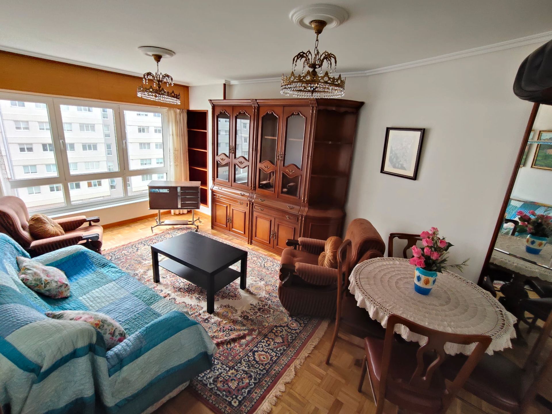Living room of Flat to rent in A Coruña Capital   with Parquet flooring, Furnished and Oven