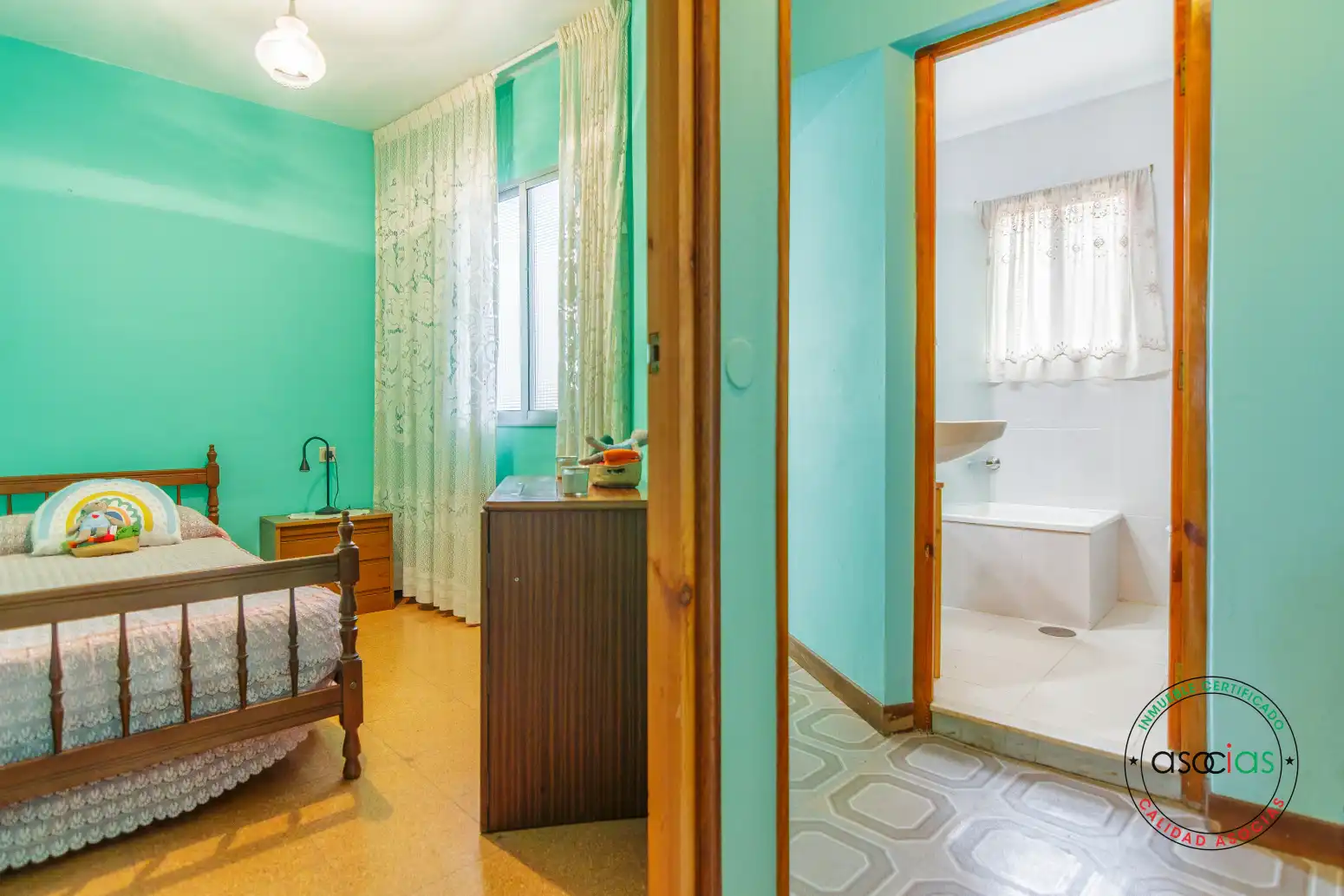 Habitación de Casa adosada en venta en Proaza con Calefacción y Trastero
