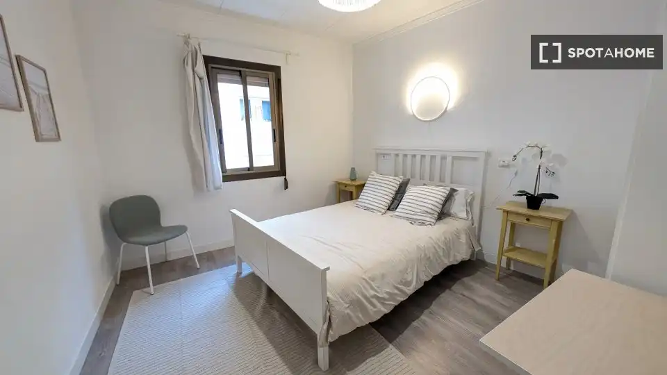 Habitación de Apartamento para compartir en Barcelona con Aire acondicionado, Terraza y Amueblado