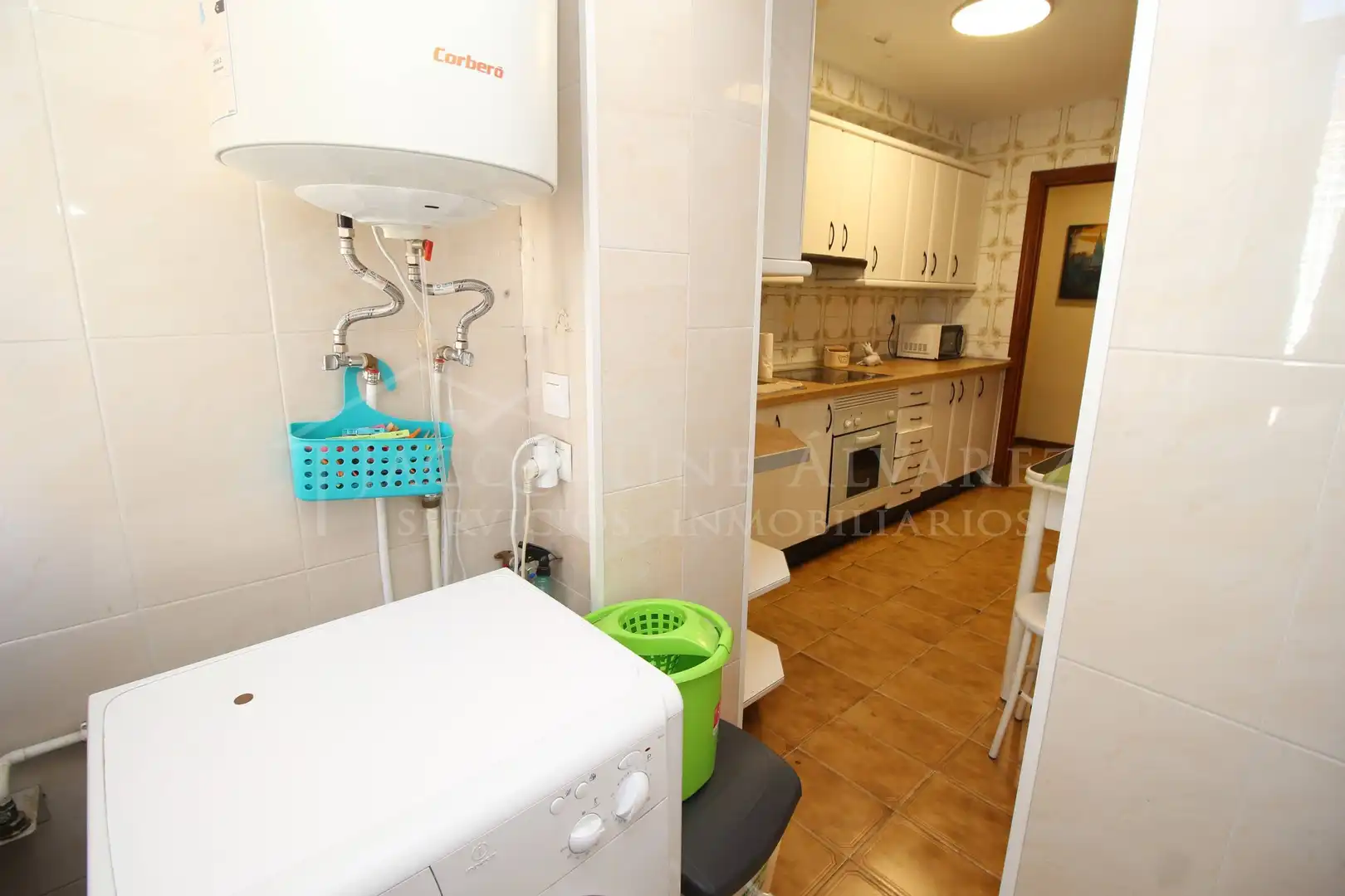 Kitchen of Flat for sale in Parla  with Parquet flooring