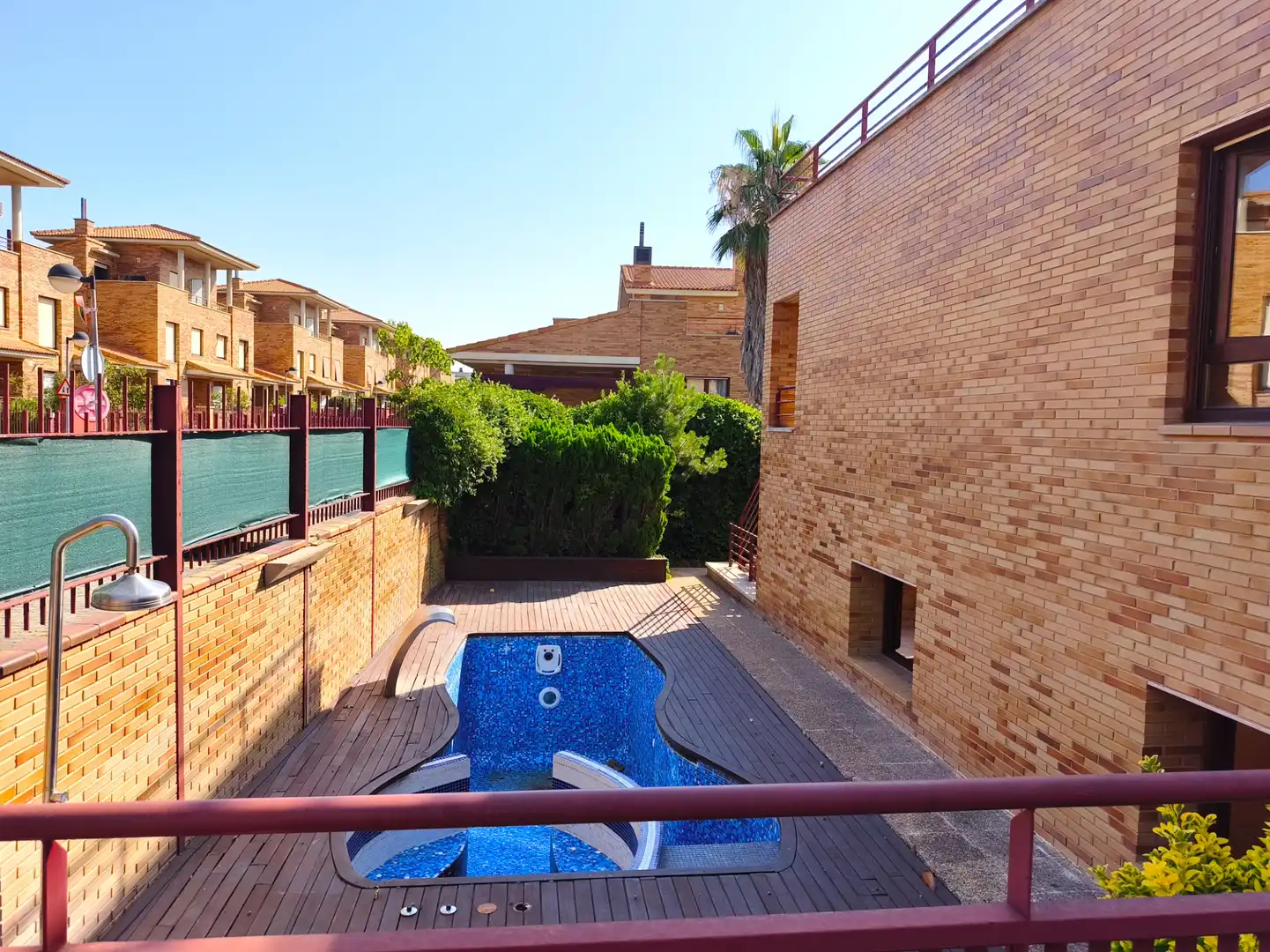 Piscina de Casa o chalet en venta en Zaragoza con Aire acondicionado, Jardín privado y Parquet