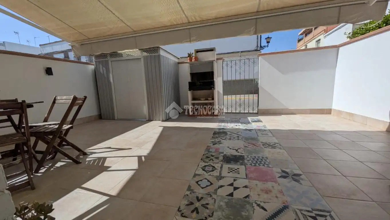 Terraza de Casa adosada en venta en Marchena