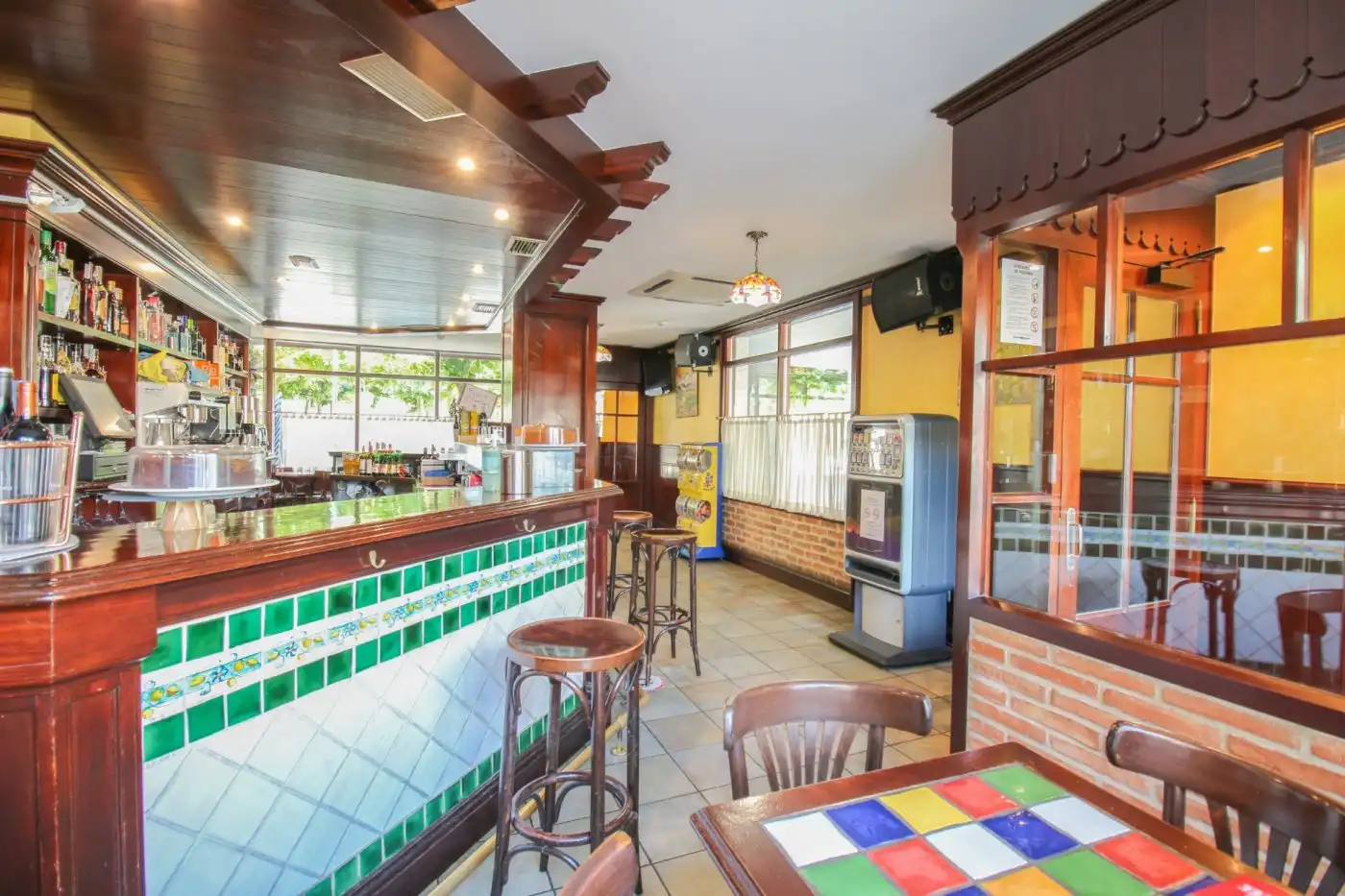 Commercial properties for sale in Aretxabaleta  with Air Conditioner and Furnished