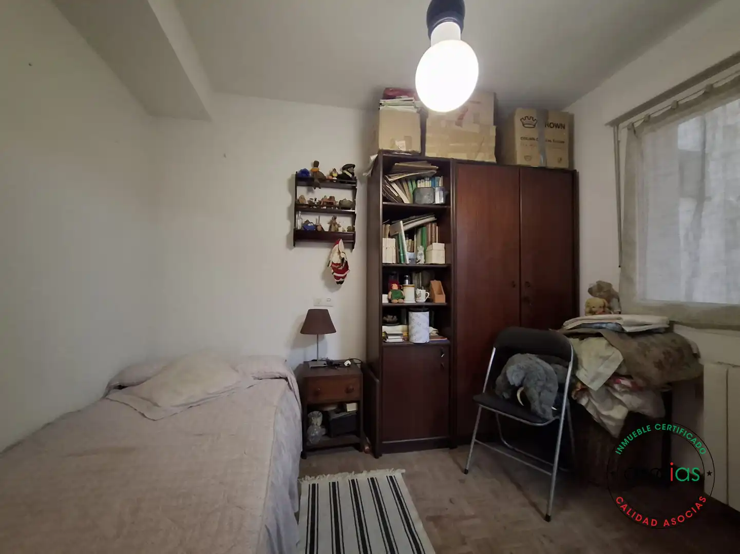 Dormitori de Pis en venda en Gijón  amb Calefacció, Parquet i Terrassa
