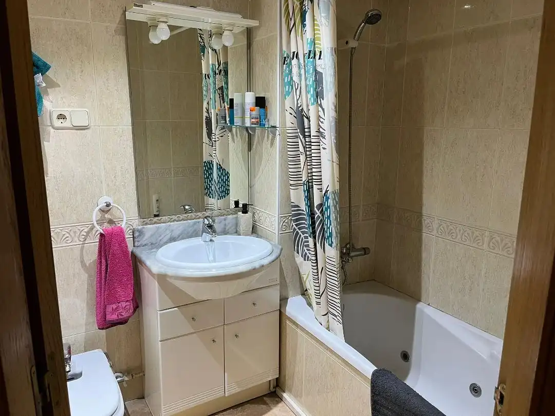 Baño de Piso en venta en Terrassa con Aire acondicionado, Calefacción y Amueblado