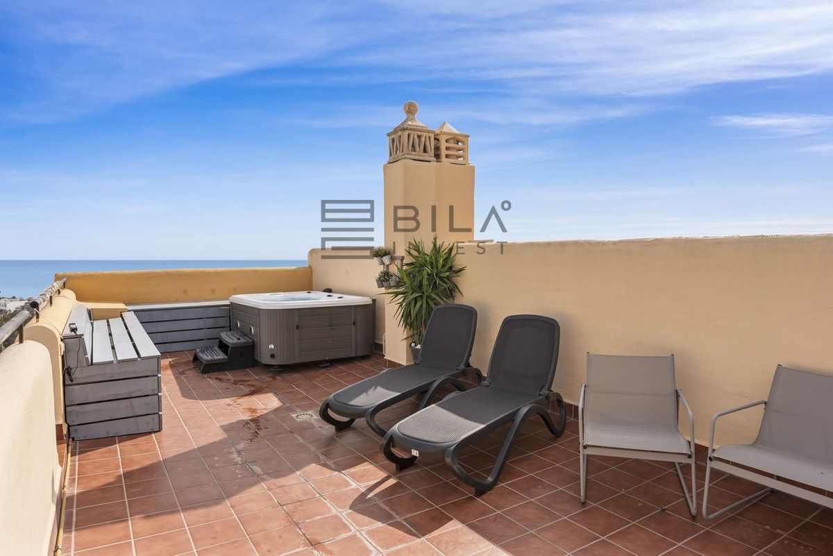 Single-family semi-detached for sale in Mar de Alboran, La Cala Mijas