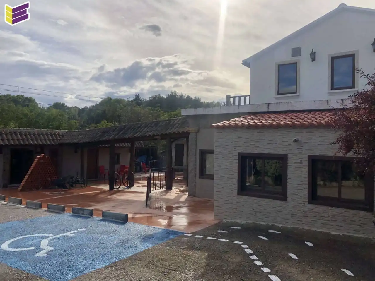 Vista exterior de Local en venda en Tui amb Aire condicionat i Alarma
