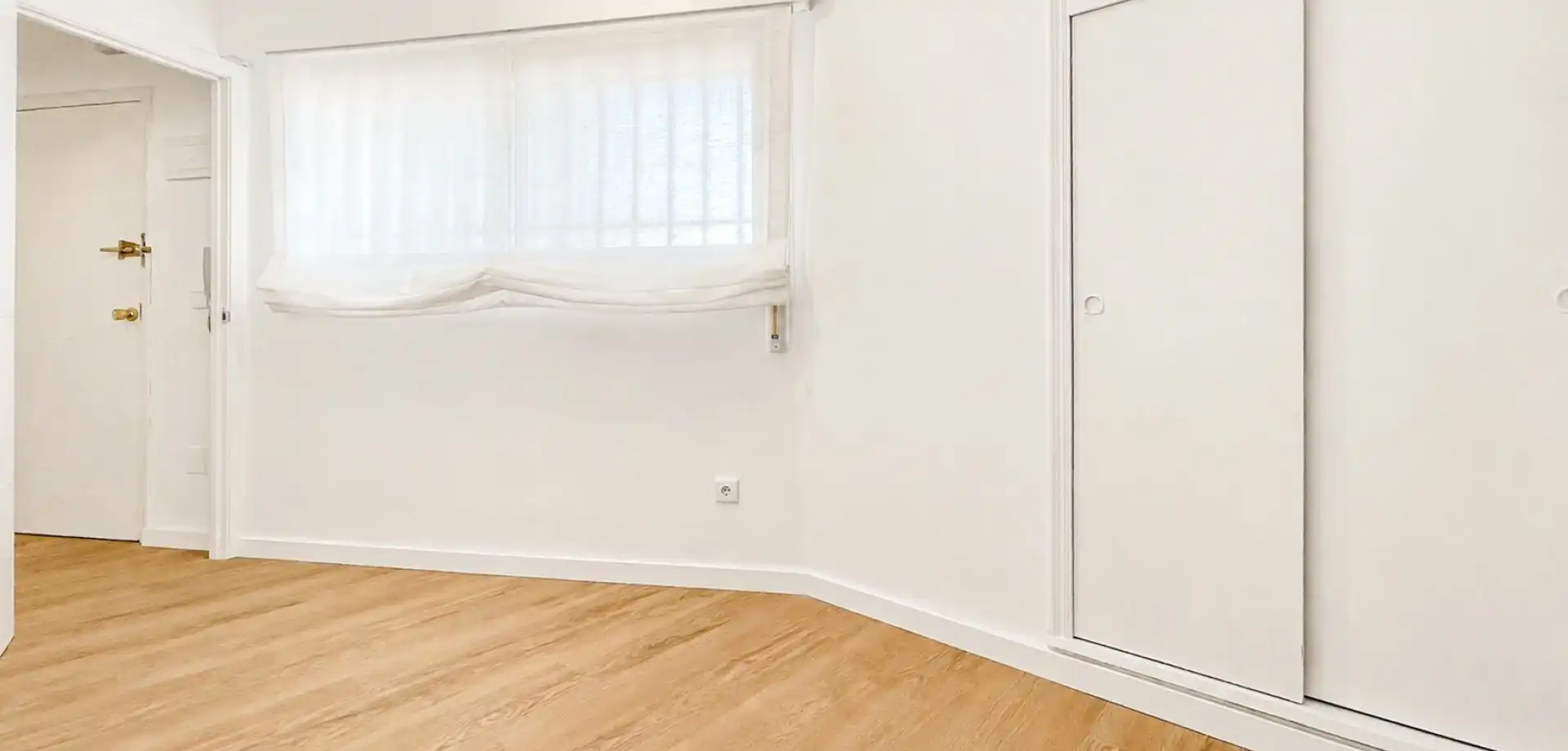 Bedroom of Apartments for sale in Orihuela  with Parquet flooring, Terrace and Balcony