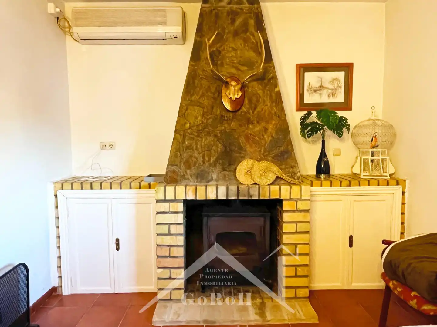 Sala d'estar de Casa o xalet en venda en Castilblanco de los Arroyos amb Aire condicionat, Jardí privat i Terrassa