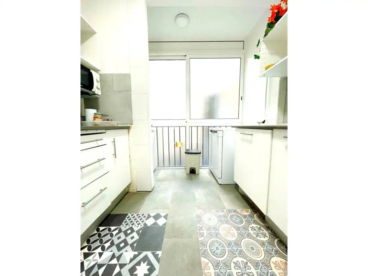 Cocina de Piso en venta en Cerdanyola del Vallès con Balcón