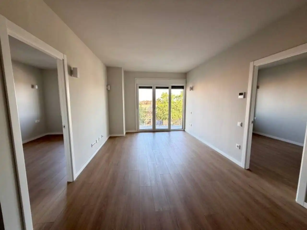 Bedroom of Flat for rent in Terrassa  with Air Conditioner, Heating and Parquet flooring