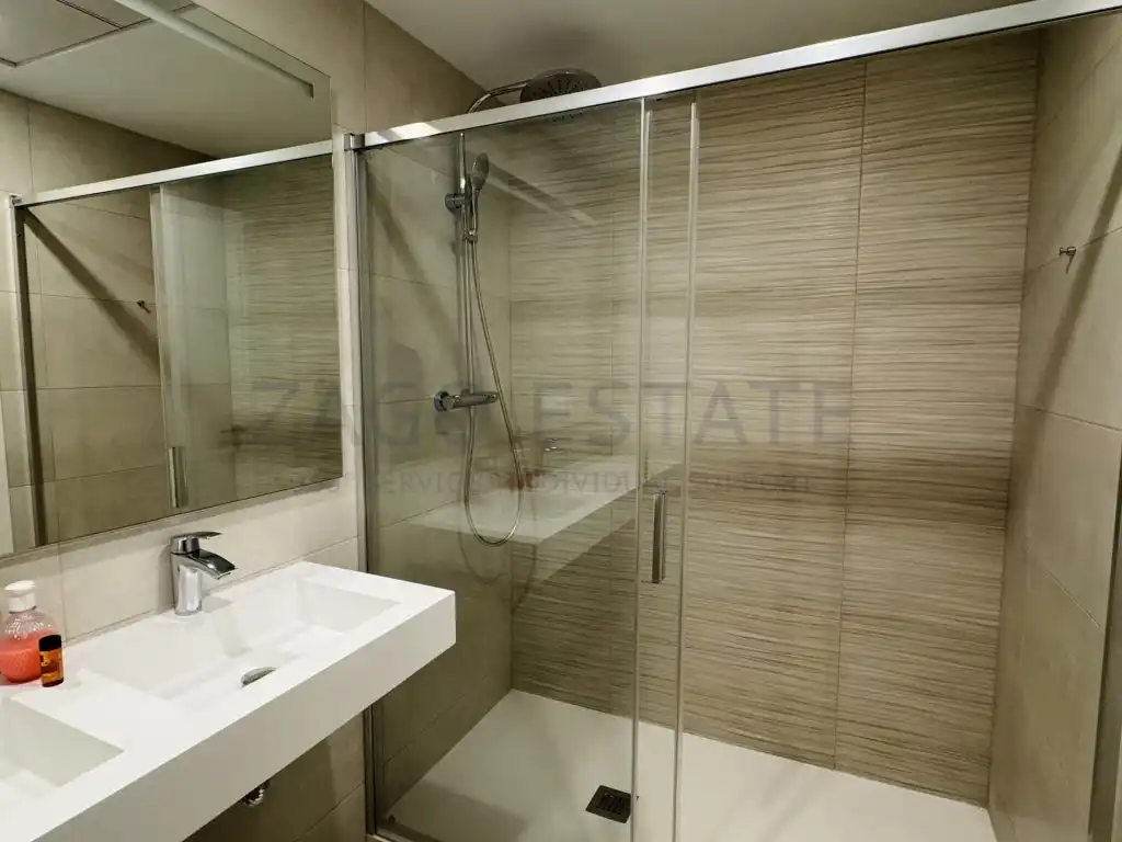 Badezimmer von Wohnung zum Verkauf in Benidorm