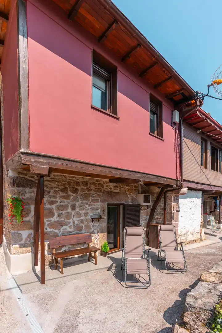 Vista exterior de Casa o chalet en venta en Somiedo con Aire acondicionado, Calefacción y Terraza
