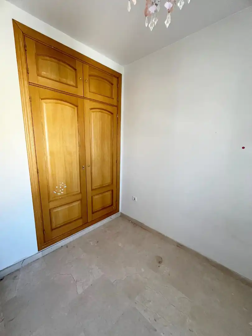 Dormitori de Casa adosada en venda en Córdoba amb Aire condicionat, Calefacció i Piscina comunitària