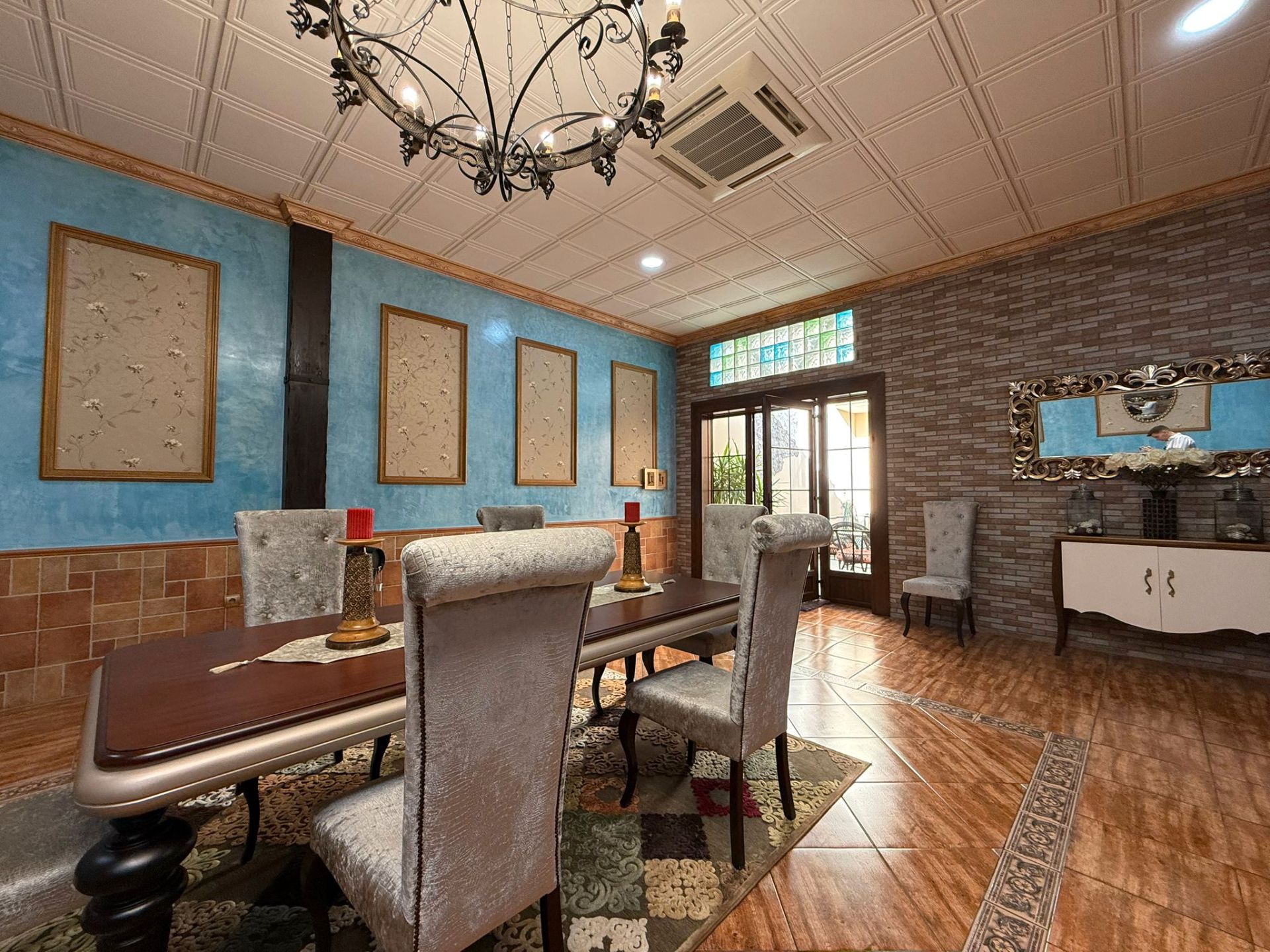 Comedor de Casa adosada en venta en Rociana del Condado con Aire acondicionado, Terraza y Amueblado