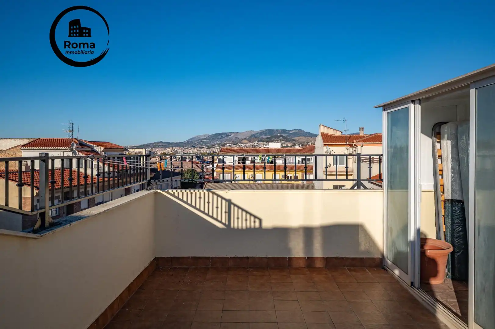 Terrasse von Dachboden zum Verkauf in Armilla mit Klimaanlage und Terrasse