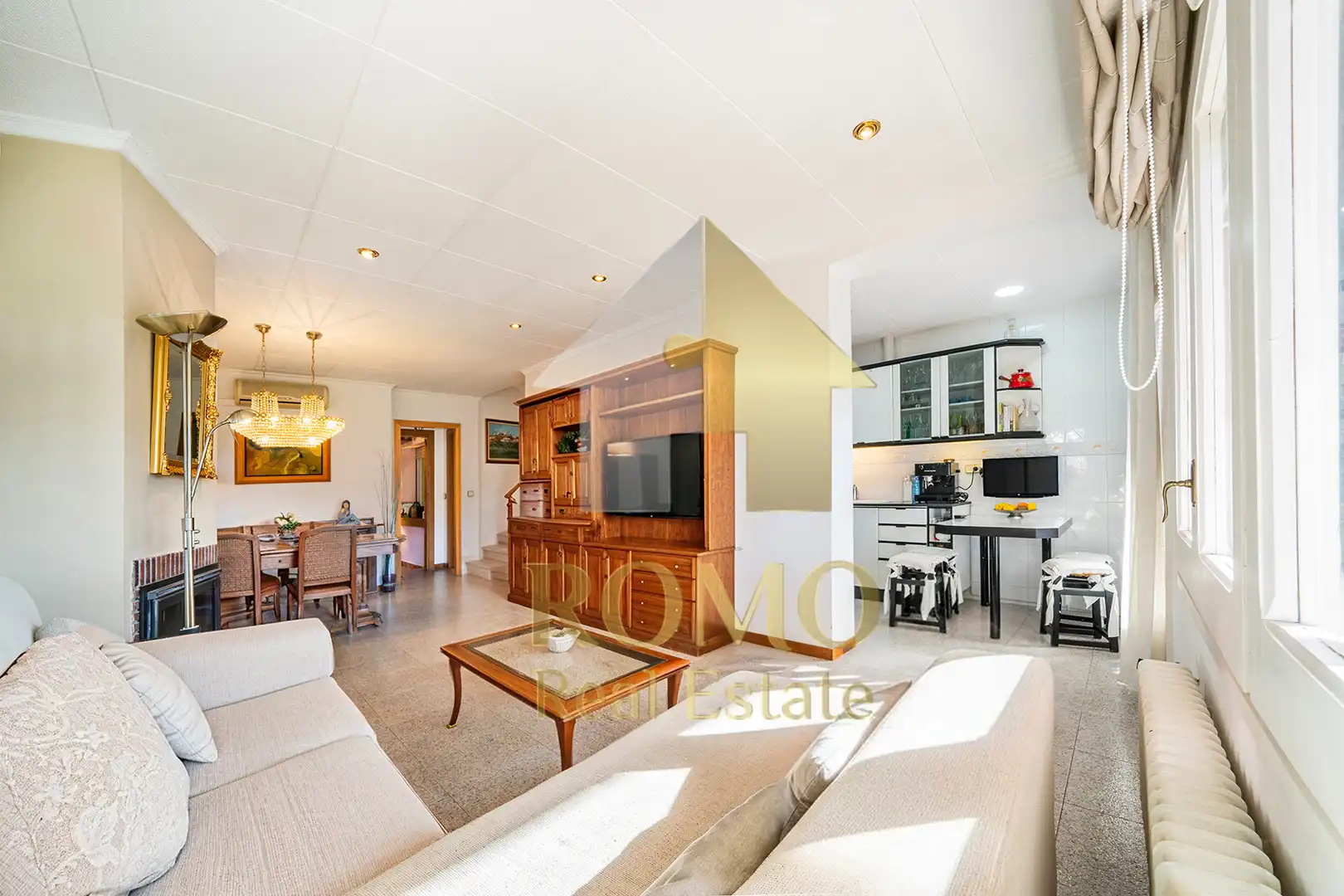 Vista exterior de Casa adosada en venta en Sant Fost de Campsentelles con Calefacción, Jardín privado y Terraza