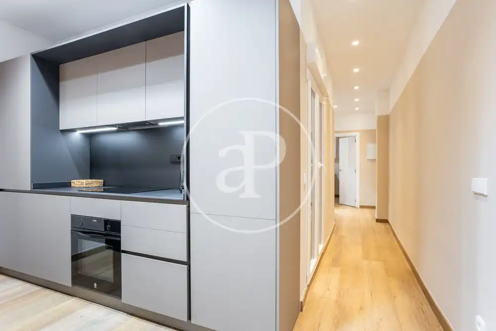 Flat for rent in Valencia  with Air Conditioner, Heating and Terrace