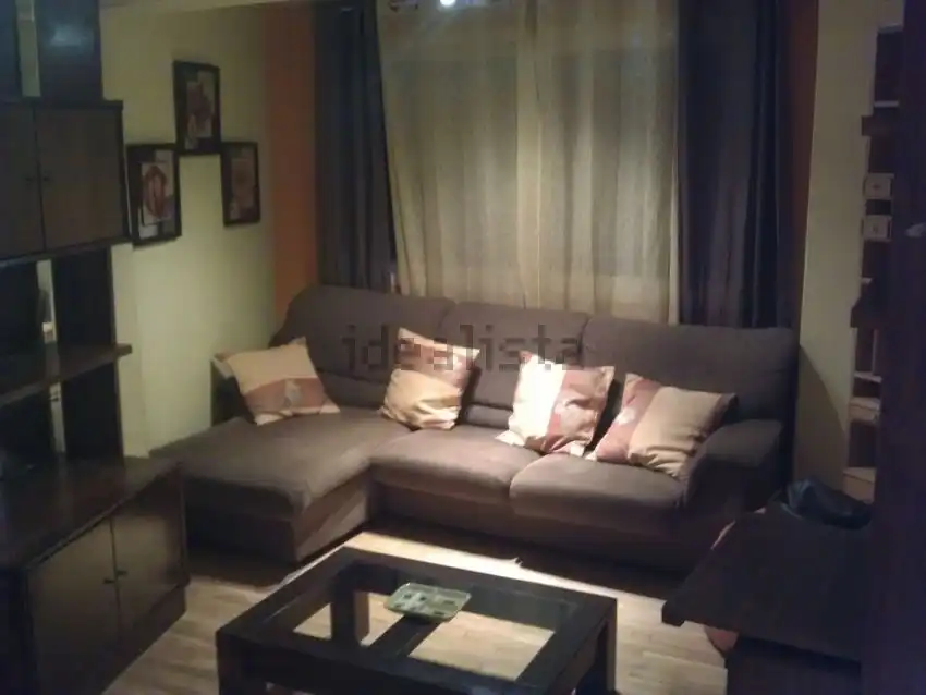 Flat for rent in Rúa de Santiago León de Caracas, Ensanche - Sar