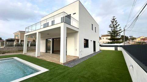 Foto 2 von Haus oder Chalet zum Verkauf in Francesc Pujol, La Franquesa - Oasis Park, El Vendrell