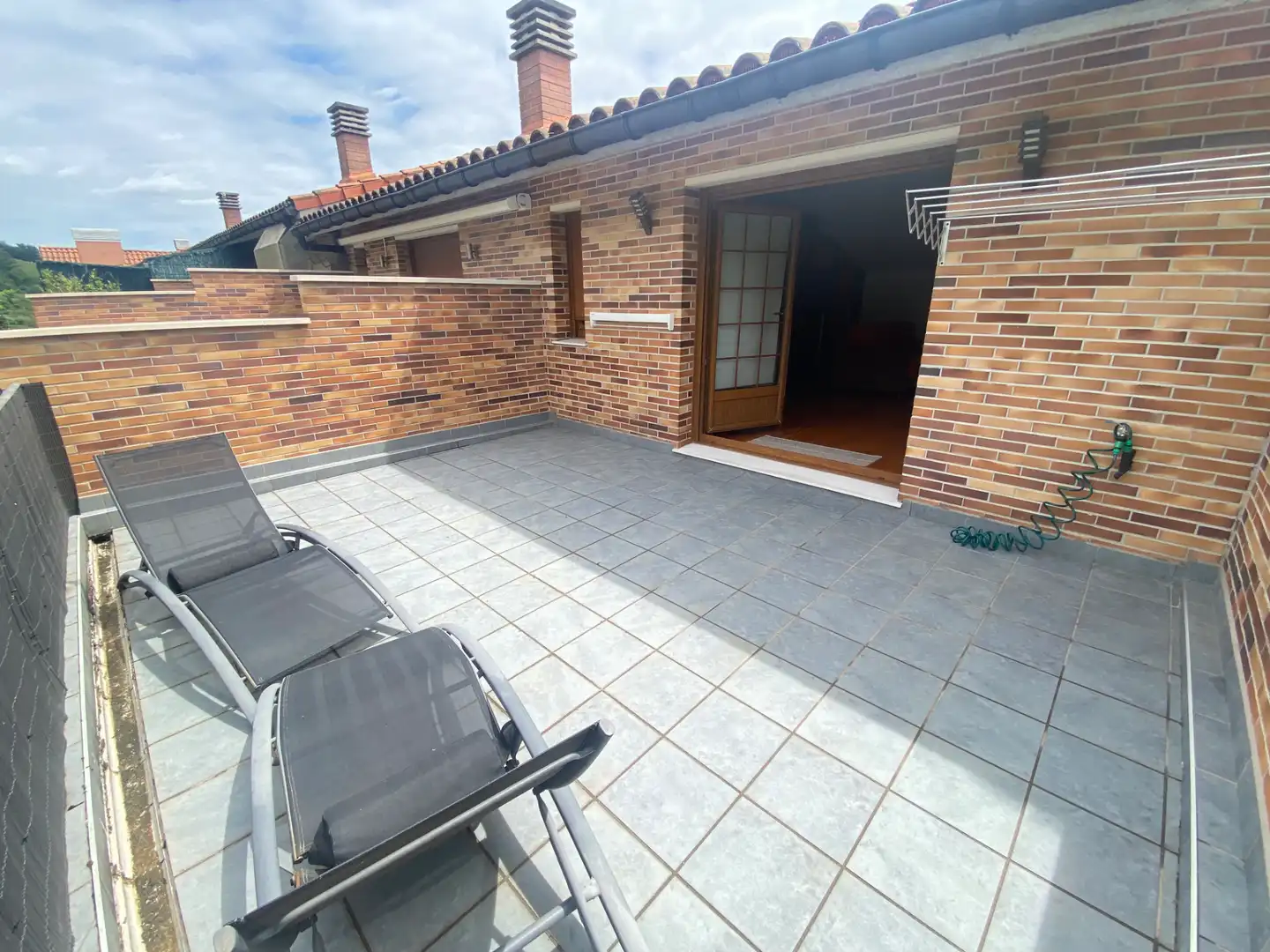 Terrassa de Casa adosada en venda en Irura amb Calefacció, Jardí privat i Parquet