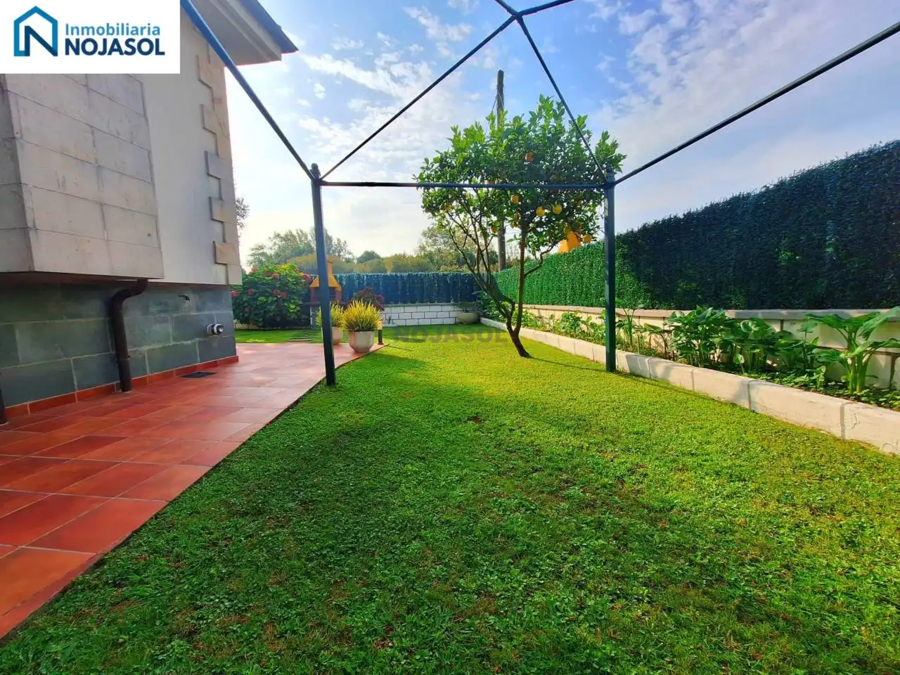 Villa con giardino in vendita a Calle castillo, imagen 2