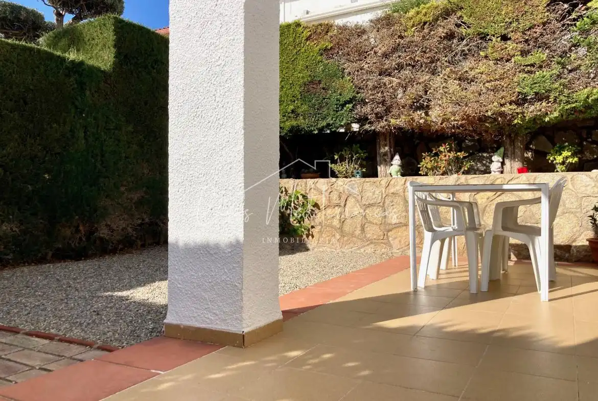 Jardín de Casa adosada de alquiler en Vandellòs i l'Hospitalet de l'Infant con Jardín privado, Terraza y Amueblado