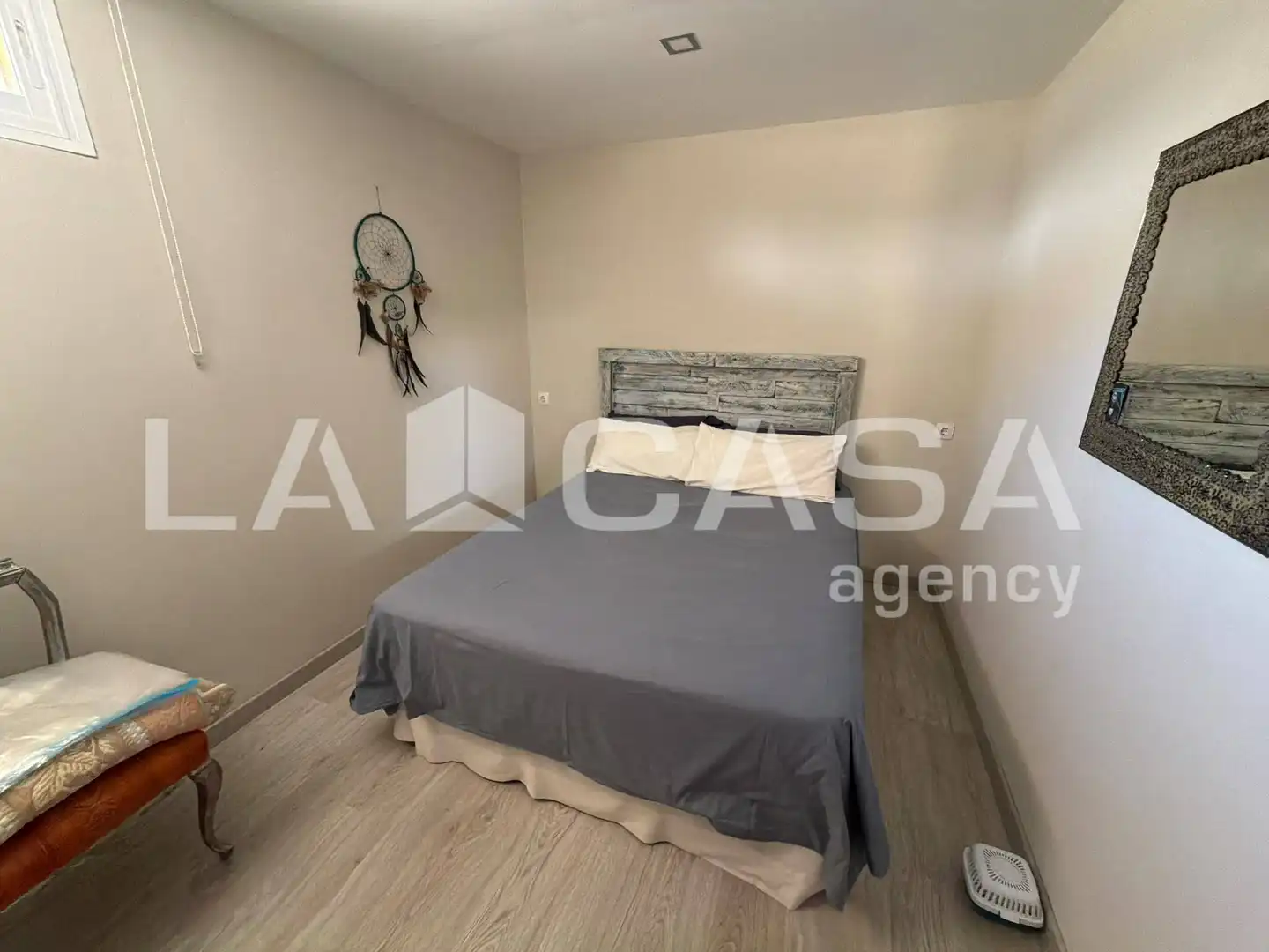 Casa aparellada amb piscina en venda a Cerros de Montequinto, imagen 18