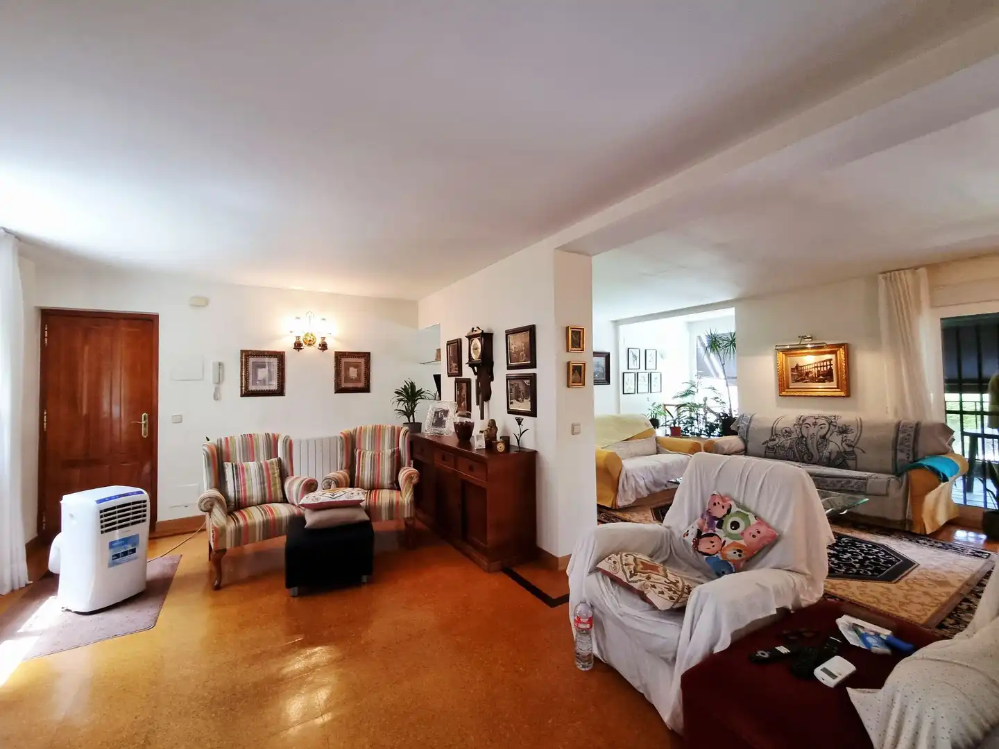 Sala d'estar de Casa o xalet en venda en Boadilla del Monte amb Calefacció, Jardí privat i Terrassa