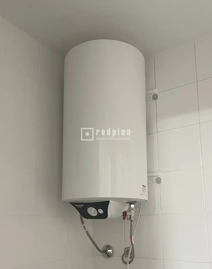 Bathroom of Flat for rent in Sevilla  with Air Conditioner, Terrace and Furnished