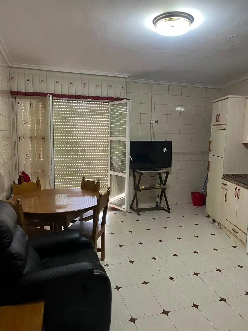 Casa o chalet de alquiler en Pazuengos con Calefacción, Jardín privado y Trastero