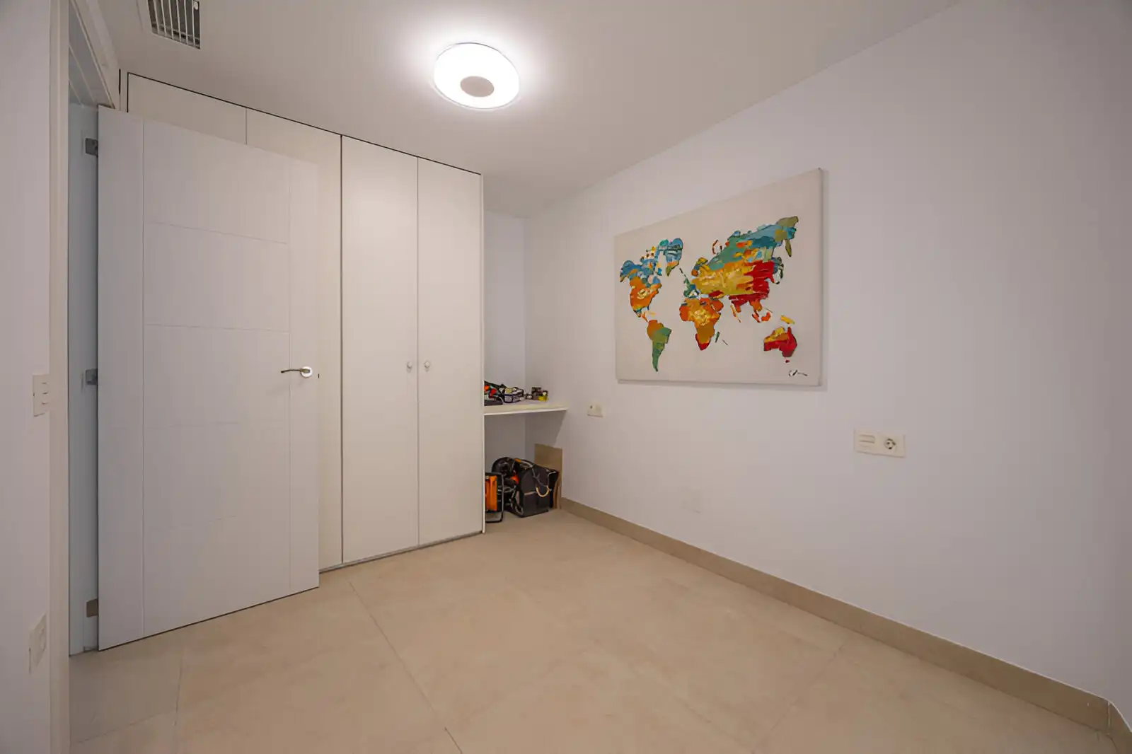 Schlafzimmer von Erdgeschoss zum Verkauf in Mijas mit Klimaanlage, Terrasse und Schwimmbad