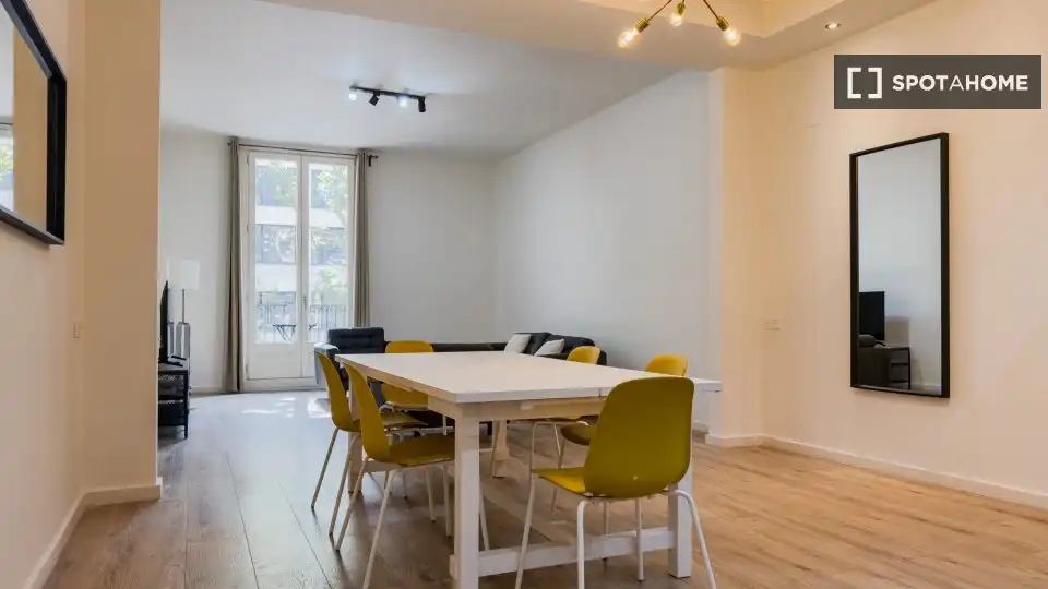 Flat with terrace to rent in Ciutat Vella, imagen 5