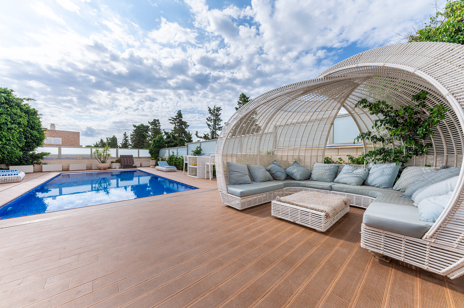 Terrace of House or chalet for sale in Torrevieja  with Air Conditioner, Heating and Private garden