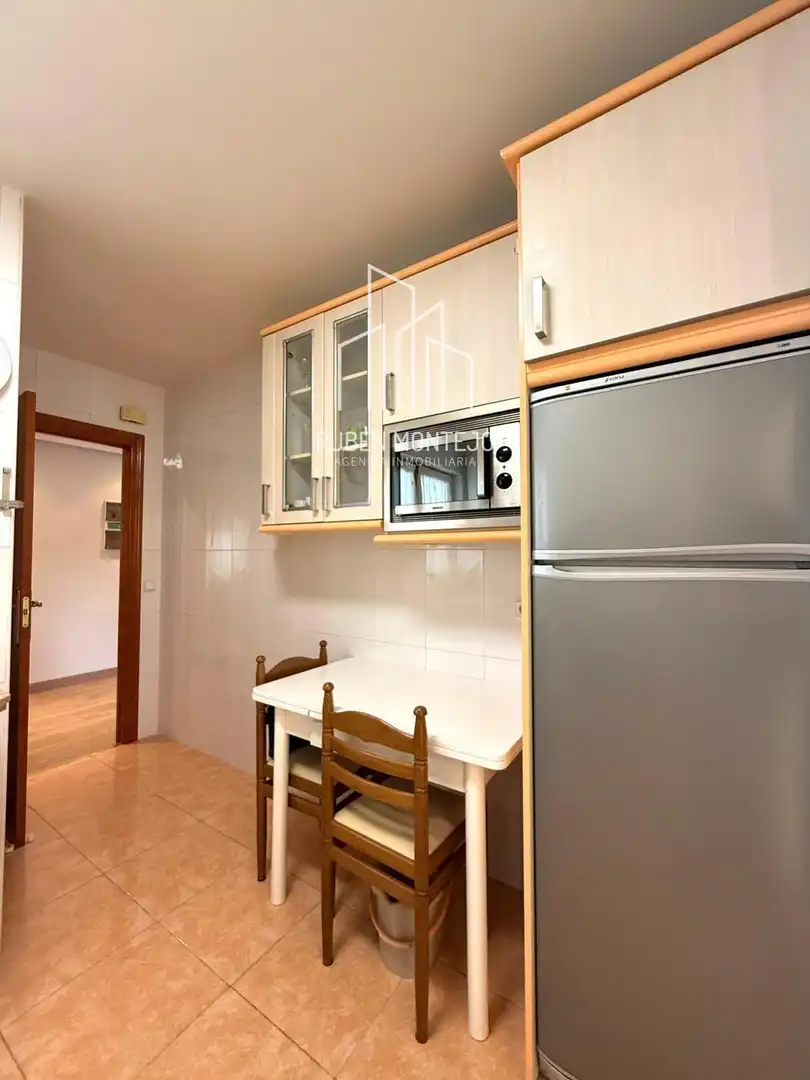 Cocina de Ático de alquiler en Salamanca con Calefacción, Terraza y Amueblado