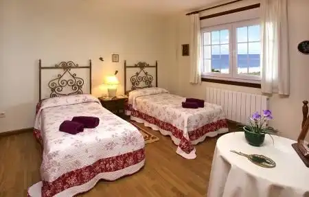 Bedroom of Houses for rent in Oia  with Heating, Private garden and Parquet flooring