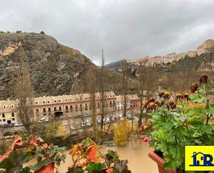 Vista exterior de Dúplex en venda en Cuenca Capital amb Terrassa i Balcó