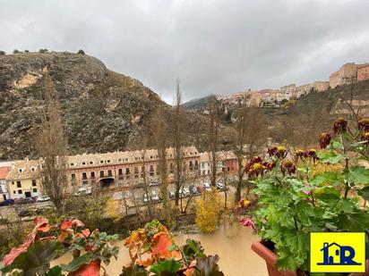 Vista exterior de Dúplex en venda en Cuenca Capital amb Terrassa i Balcó