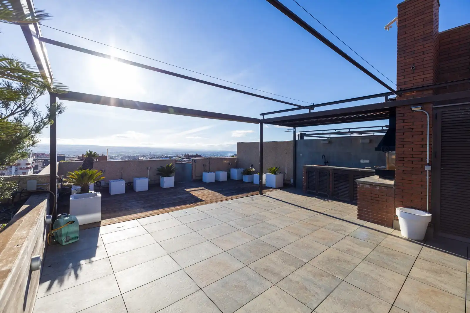 Terraza de Ático en venta en Granada con Aire acondicionado, Calefacción y Terraza